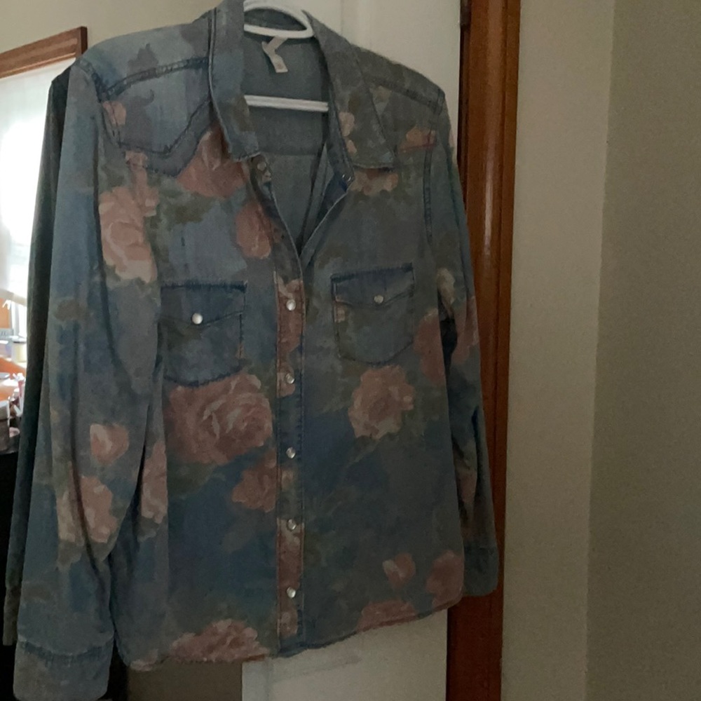 100% cotton - “denim”/floral button up long sleeve